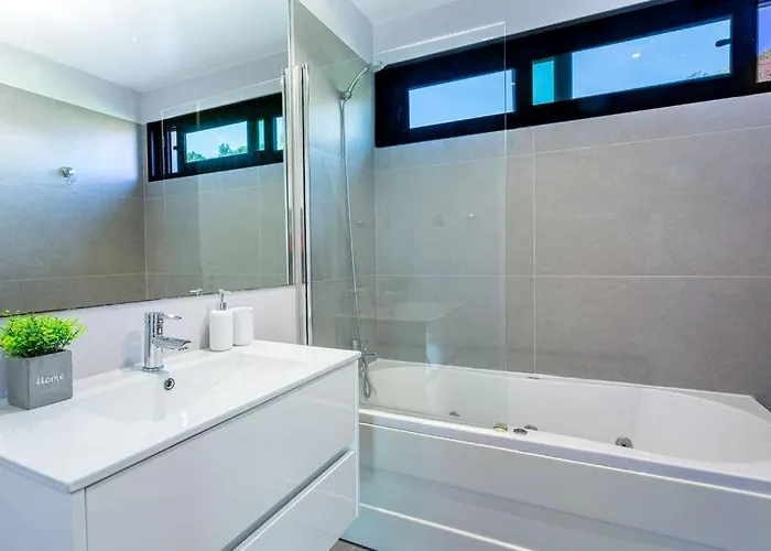 Apartmán Leonor Seaview *